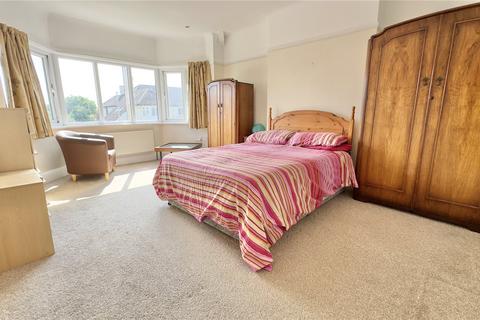 2 Beachcroft Road, Wirral, CH47 6BE