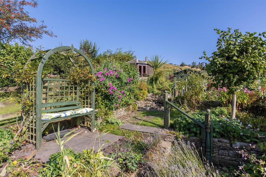 Hill Cottages 28 External-11.jpg