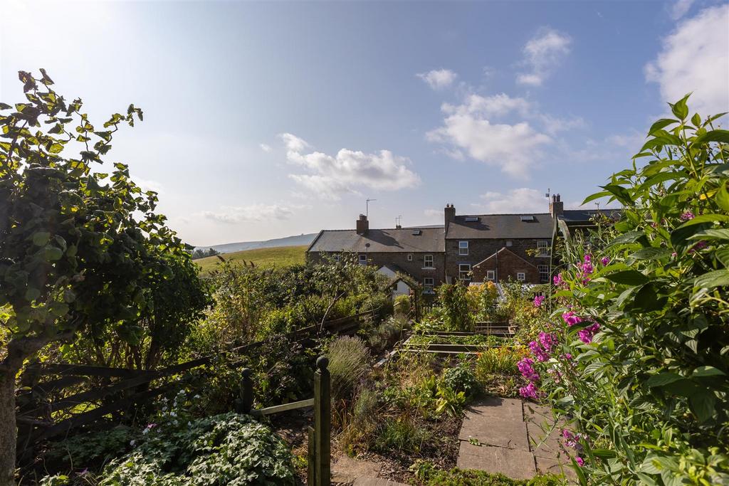 Hill Cottages 28 External-12.jpg