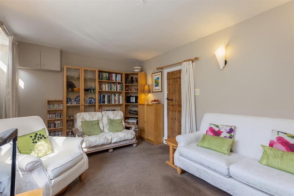 Hill Cottages 28 Sitting Room-3.jpg