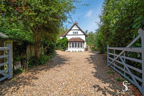 4 bedroom detached house for sale, Hungerford Lane, Shurlock Row, RG10