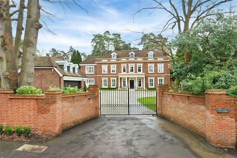 5 bedroom detached house to rent, Sunning Avenue, Ascot, Berkshire, SL5