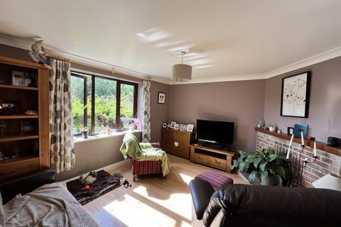 3 bedroom detached house for sale, Heathill Avenue, Bevendean