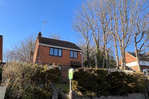 3 bedroom detached house for sale, Heathill Avenue, Bevendean