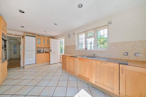 3 bedroom detached house for sale, Woodstock, West Clandon, GU4