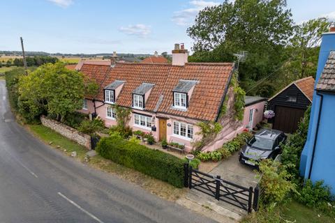 4 bedroom detached house for sale, Carlton Green, Newmarket