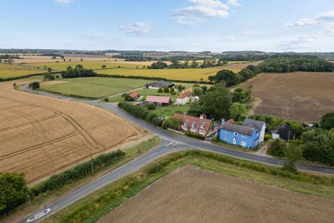 4 bedroom detached house for sale, Carlton Green, Newmarket