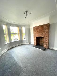 3 bedroom terraced house to rent, Village Road, Wirral CH63