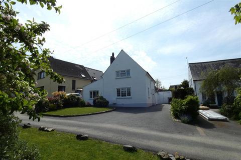 4 bedroom detached house for sale, Uzmaston Road, Haverfordwest