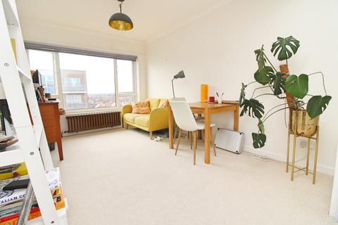 1 bedroom apartment for sale, Dorset Court, Kingsway, Hove