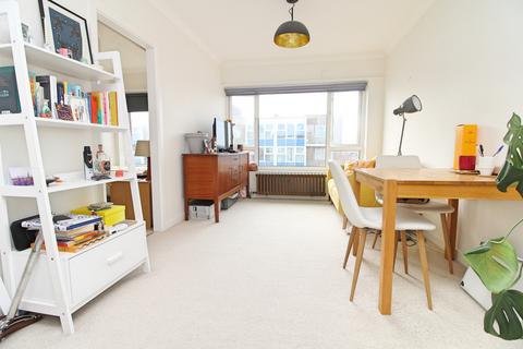 1 bedroom apartment for sale, Dorset Court, Kingsway, Hove