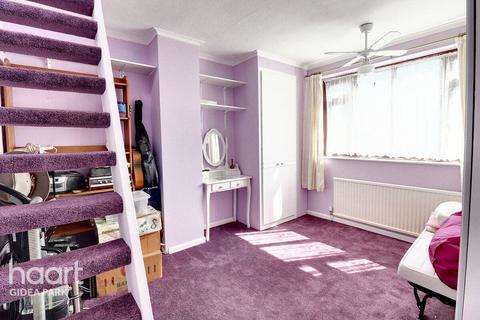 24 Millbrook Gardens, Gidea Park, Romford, RM2 5RP