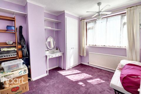 24 Millbrook Gardens, Gidea Park, Romford, RM2 5RP