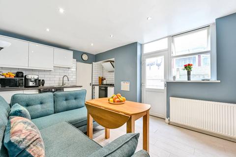 2 bedroom flat for sale, Plashet Grove, Plashet, London, E6