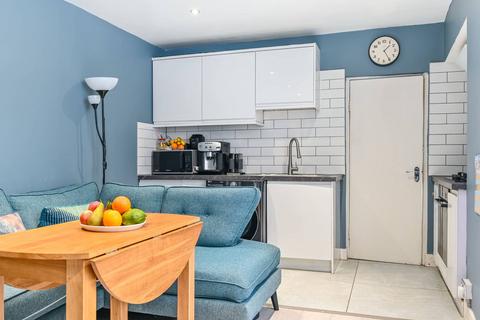 2 bedroom flat for sale, Plashet Grove, Plashet, London, E6