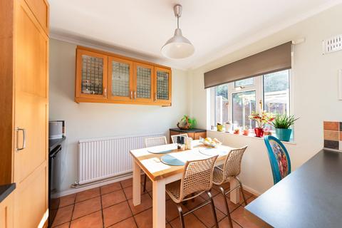 65 Abbott Road, Didcot, OX11 8JA