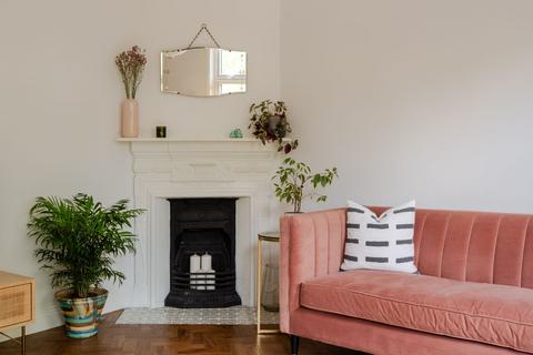 299 Francis Road, London, E10 6NW