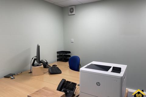 Office to rent, 9 Fernacre Business Park, Romsey, United Kingdom, SO51