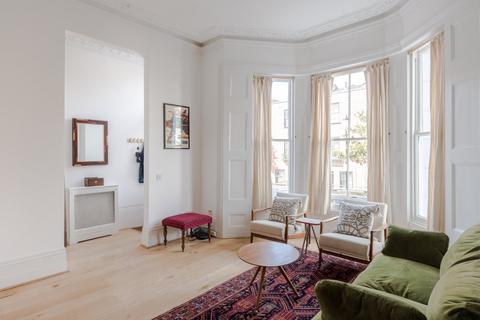 2 bedroom flat for sale, Colville Houses, Notting Hill, London