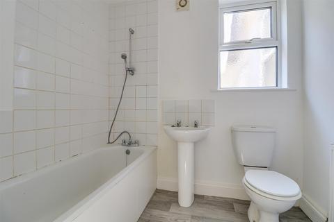 10 Albert Road, Southend-on-sea, SS1 2HF