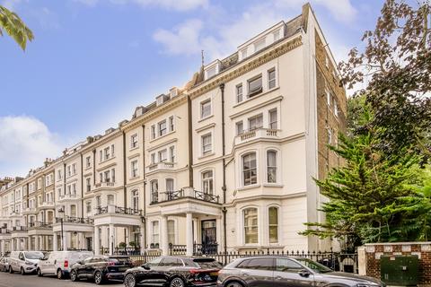 1 bedroom flat for sale, Lexham Gardens, Kensington, London