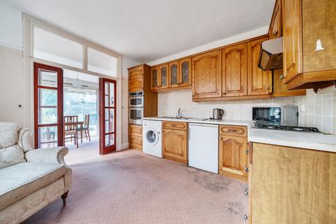64 Allerford Road, London, SE6 3DF