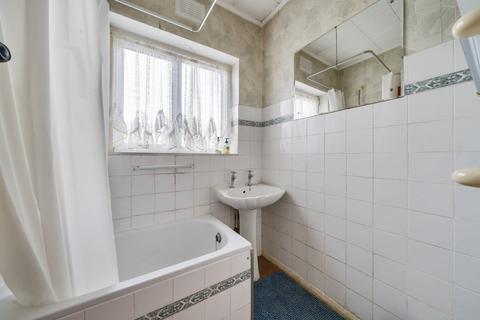 64 Allerford Road, London, SE6 3DF