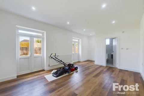 undefined, Talbot Road, Ashford, Surrey, TW15