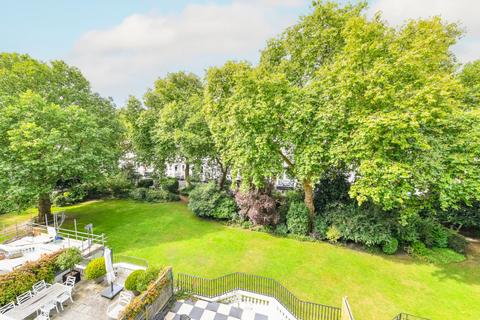 2 bedroom terraced house for sale, Onslow Gardens, London