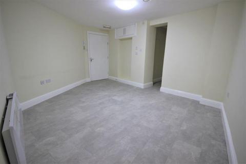 2 bedroom flat to rent, Coventry Street, Kidderminster DY10