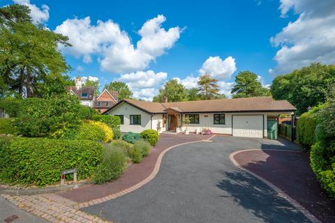 3 bedroom detached bungalow for sale, Ullenhall Street, Ullenhall B95