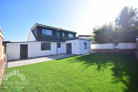 4 bedroom detached bungalow for sale, Eaves Road, Lytham St. Annes, FY8 3RY