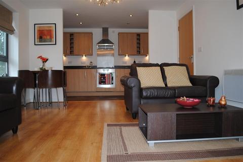 undefined, Bouverie Court, Bouverie Court, LS9