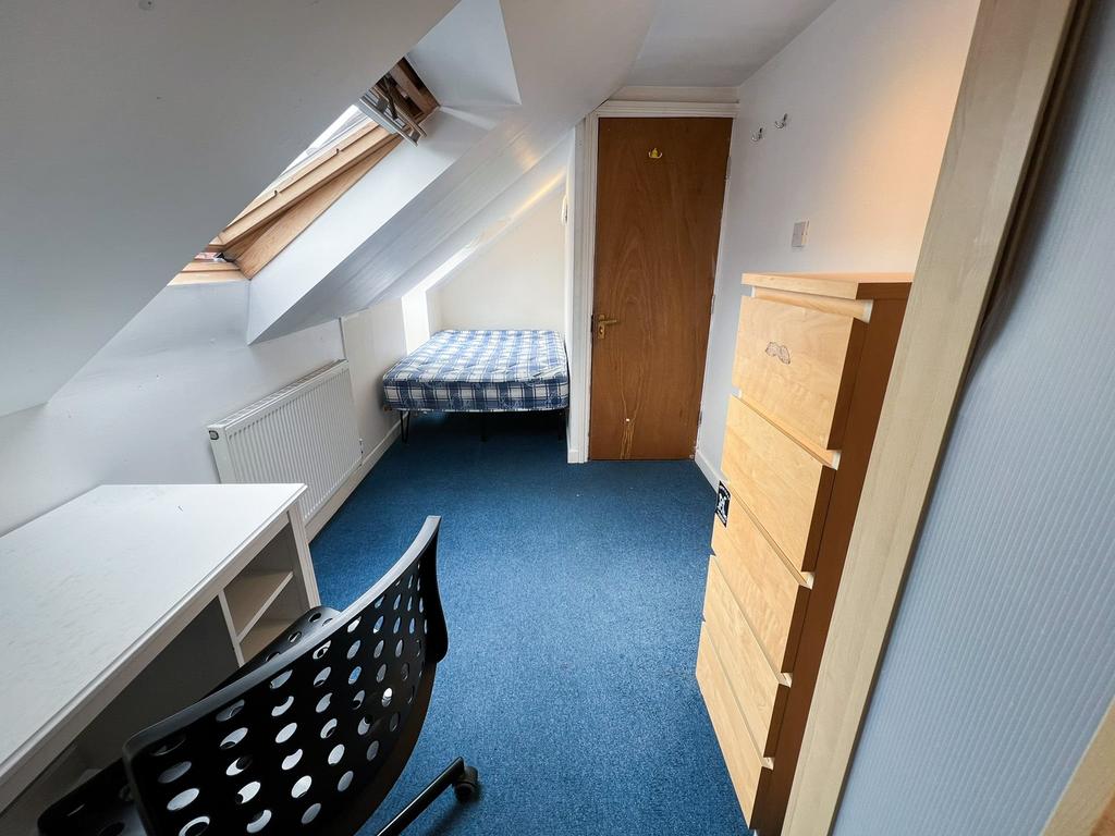 Bed 6
