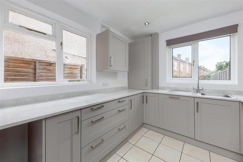 22 Watcombe Road, London, SE25 4UZ