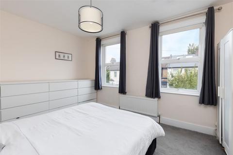 22 Watcombe Road, London, SE25 4UZ