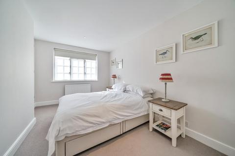 2 bedroom terraced house for sale, Haldane Road, Fulham