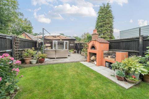 3 bedroom detached house for sale, Steels Lane, Oxshott, Leatherhead, Surrey, KT22