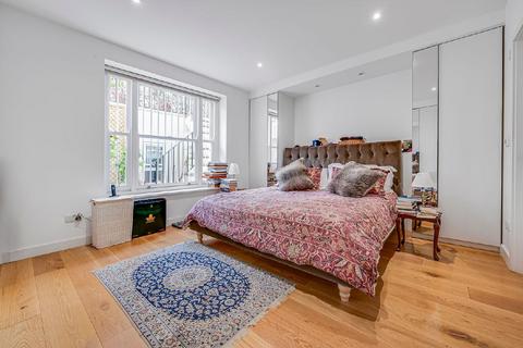 2 bedroom flat for sale, Warrington Crescent, Maida Vale