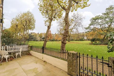 2 bedroom flat for sale, Warrington Crescent, Maida Vale