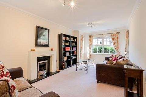 6 bedroom detached house for sale, Hillside, Banstead