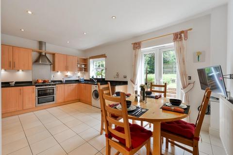 6 bedroom detached house for sale, Hillside, Banstead