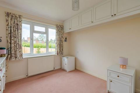 3 bedroom detached bungalow for sale, Thorn Bank, Guildford, GU2