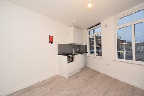 Studio to rent, 110A Victoria Road, Greater London HA4