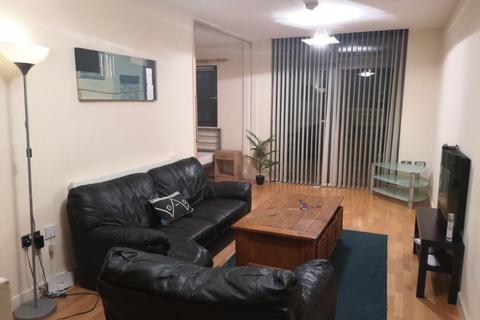 2 bedroom flat to rent, Lower Byrom Street, Manchester M3