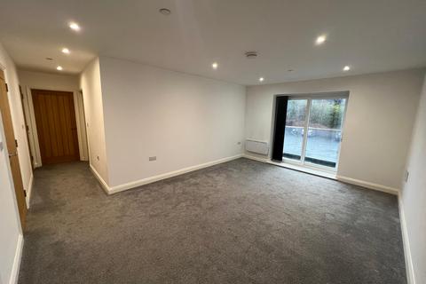 2 bedroom flat to rent, Lodge Way, Grantham, NG31