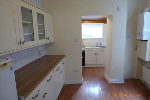 3 bedroom terraced house to rent, Parcmaen Street, Carmarthen,