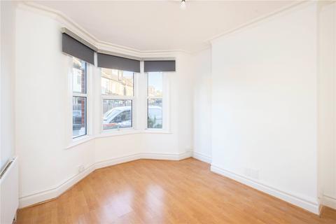 2b Gresham Road, East Ham, London, E6 6DS