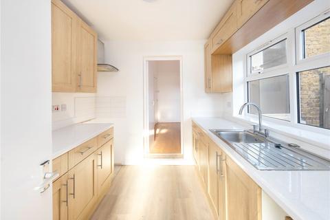 2b Gresham Road, East Ham, London, E6 6DS