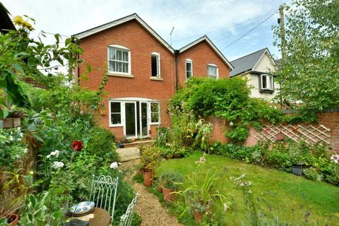 2 bedroom townhouse for sale, High Street, Wimborne, Dorset, BH21 1HS